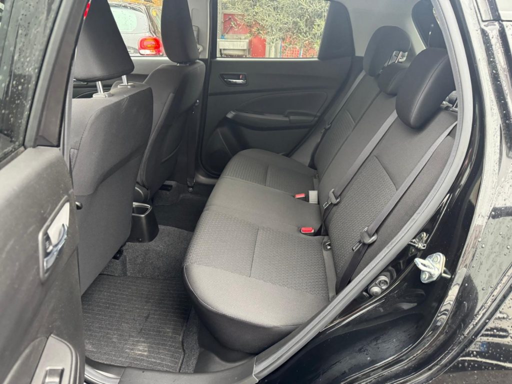 SUZUKI Swift 1.2 Hybrid Top - 18