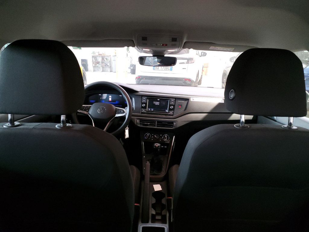 VOLKSWAGEN Taigo 1.0 TSI 110 CV Life IDONEA X NEOPATENTATI - 4