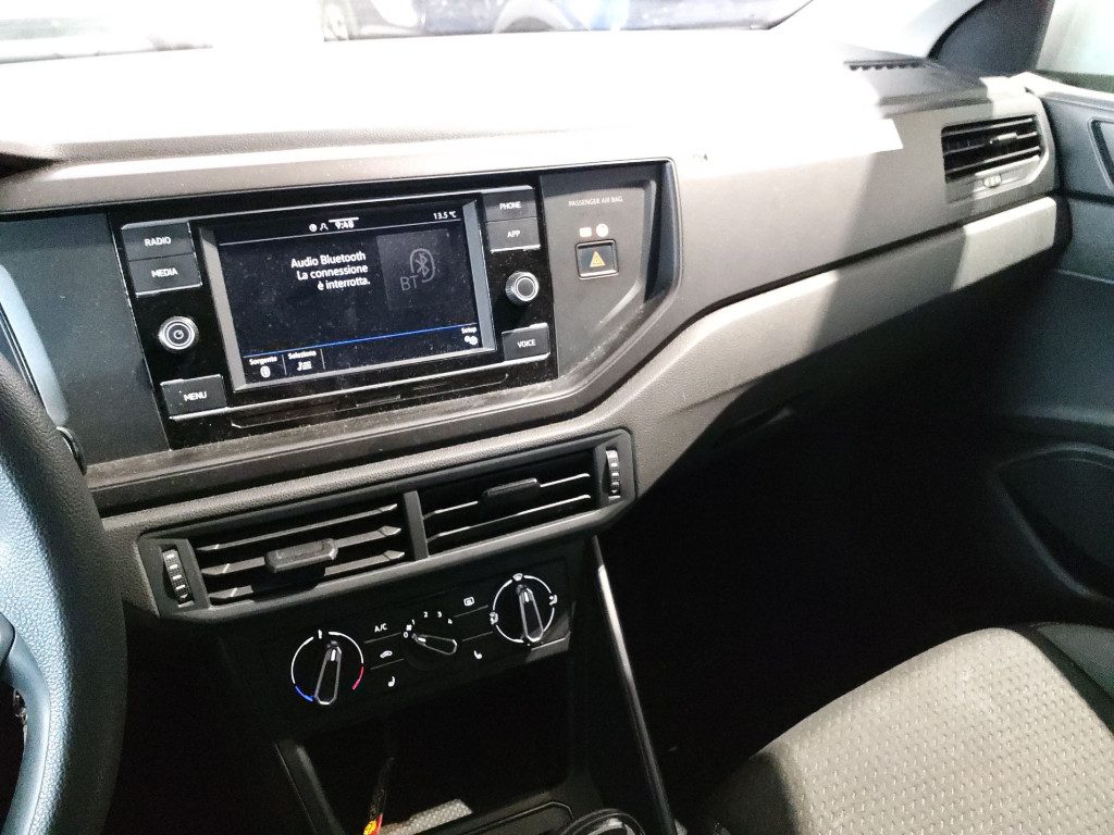 VOLKSWAGEN Taigo 1.0 TSI 110 CV Life IDONEA X NEOPATENTATI - 6