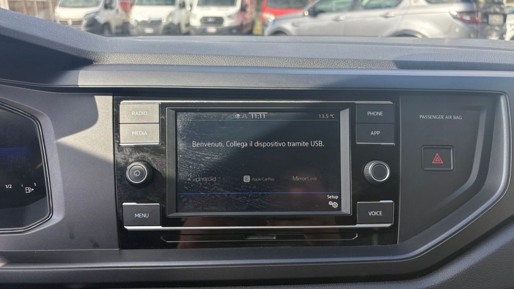 VOLKSWAGEN Taigo 1.0 TSI 110 CV Life IDONEA X NEOPATENTATI - 10