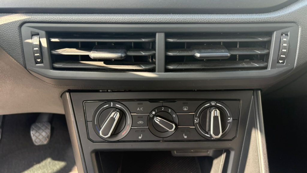 VOLKSWAGEN Taigo 1.0 TSI 110 CV Life IDONEA X NEOPATENTATI - 11