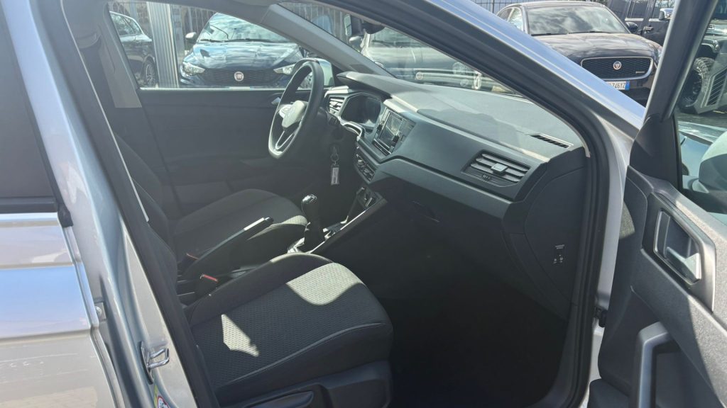 VOLKSWAGEN Taigo 1.0 TSI 110 CV Life IDONEA X NEOPATENTATI - 16