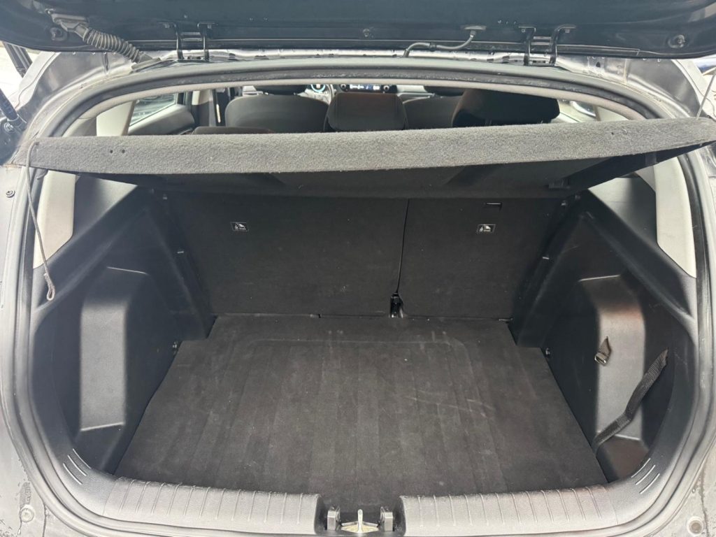 HYUNDAI Bayon 1.2 MPI MT XLine - 19