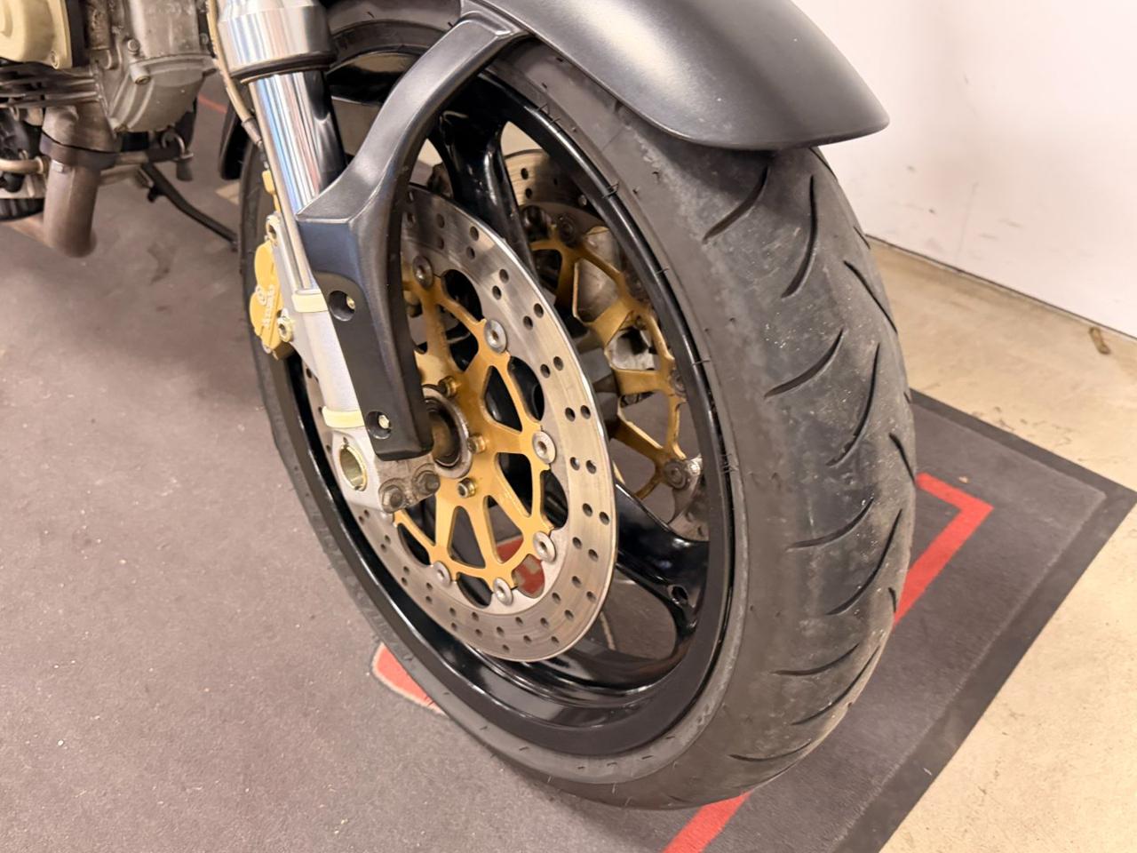 DUCATI Monster 750 BLACK - 4