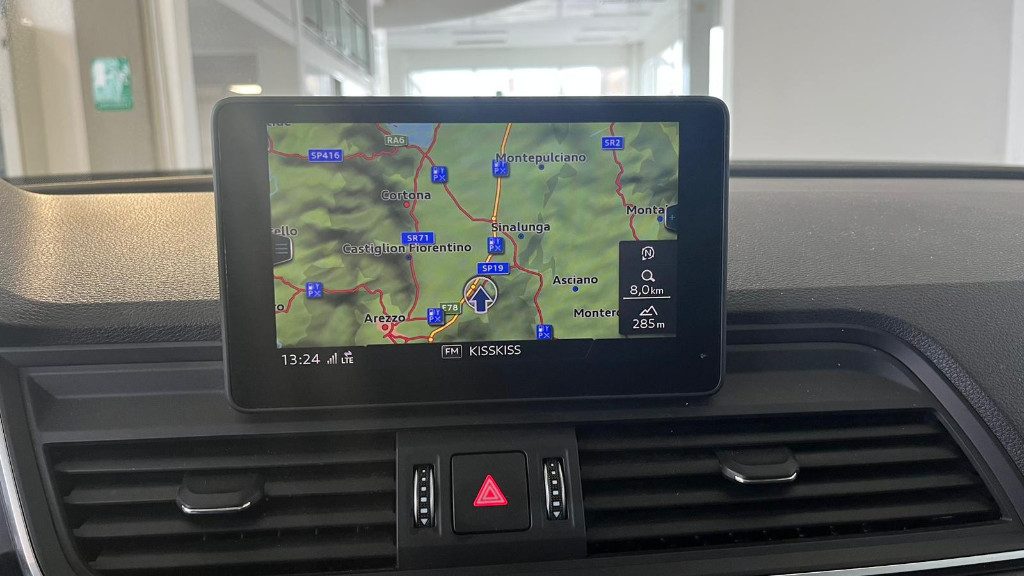 AUDI Q5 2.0 TDI quattro S tronic Business Design - 13