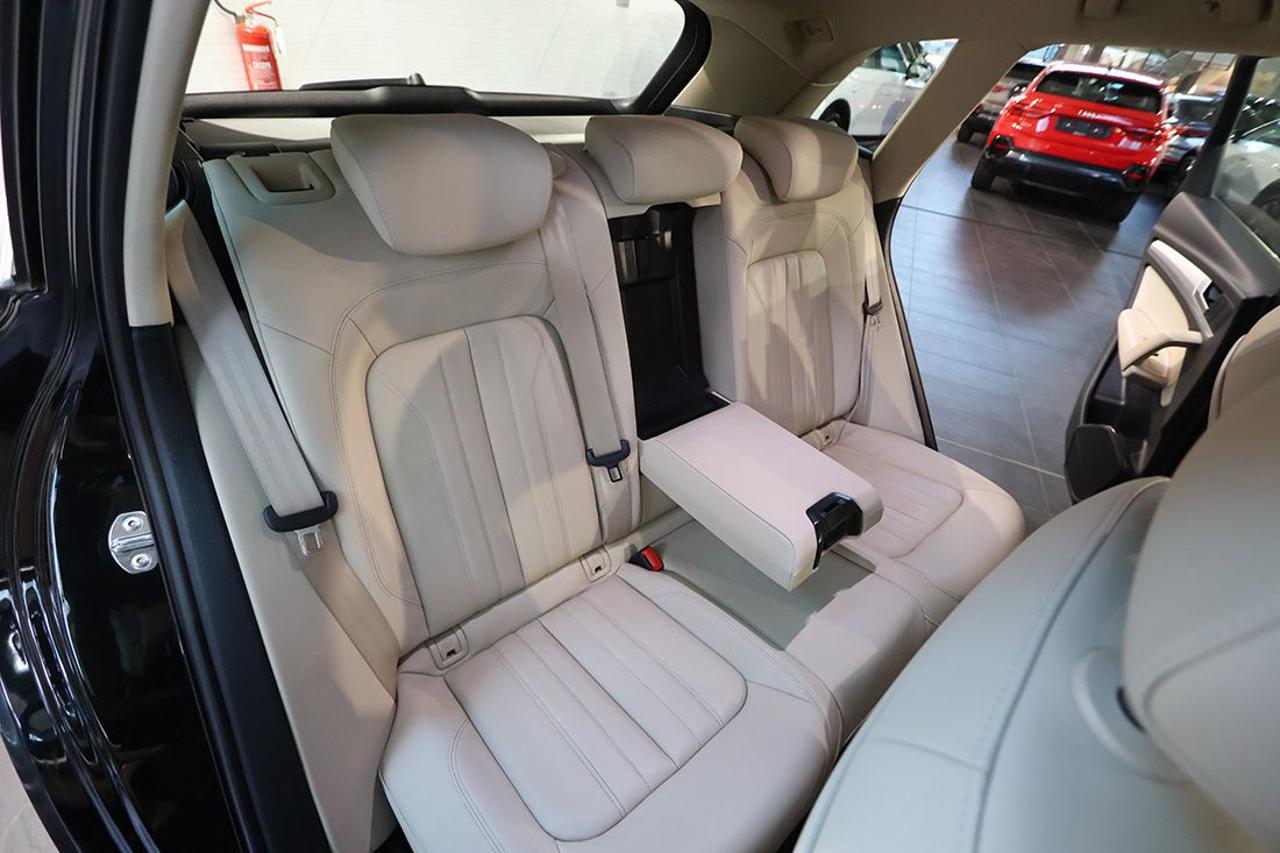 AUDI Q5 40 TDI Quattro S-Tronic Business Advanced - 20