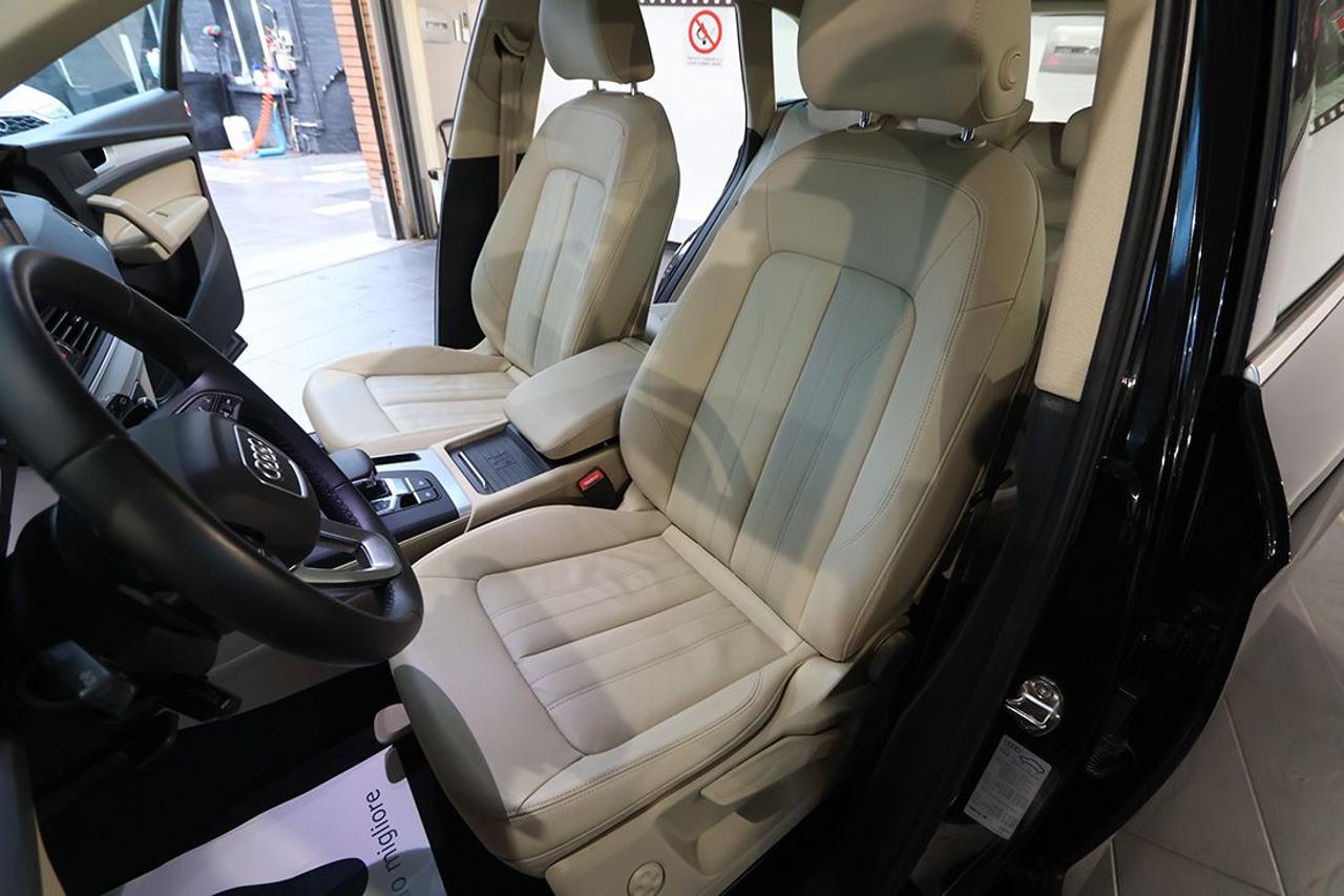 AUDI Q5 40 TDI Quattro S-Tronic Business Advanced - 18