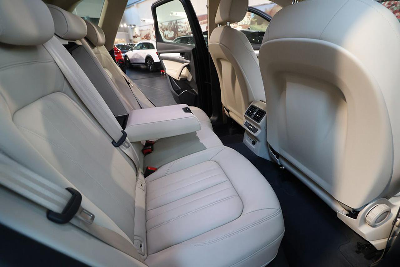 AUDI Q5 40 TDI Quattro S-Tronic Business Advanced - 19