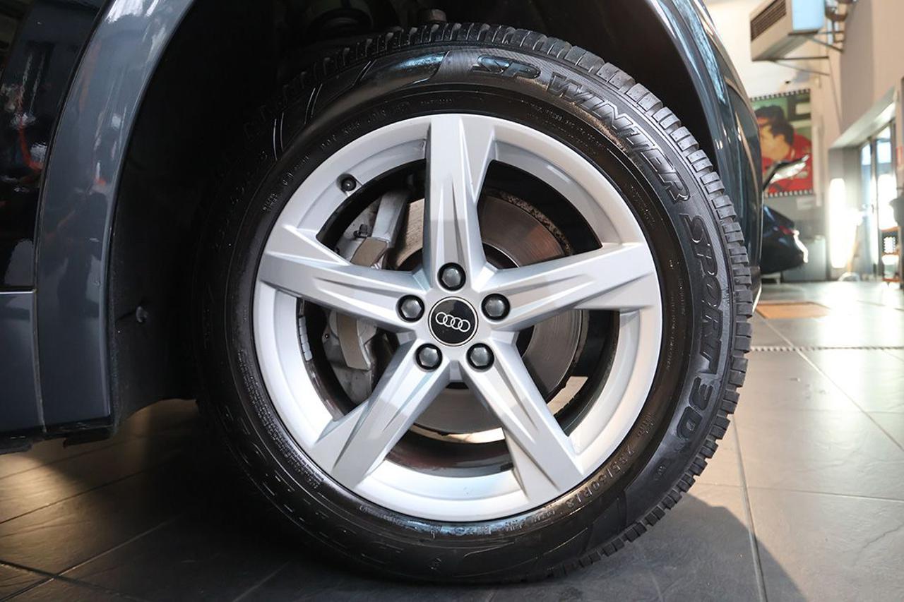 AUDI Q5 40 TDI Quattro S-Tronic Business Advanced - 6