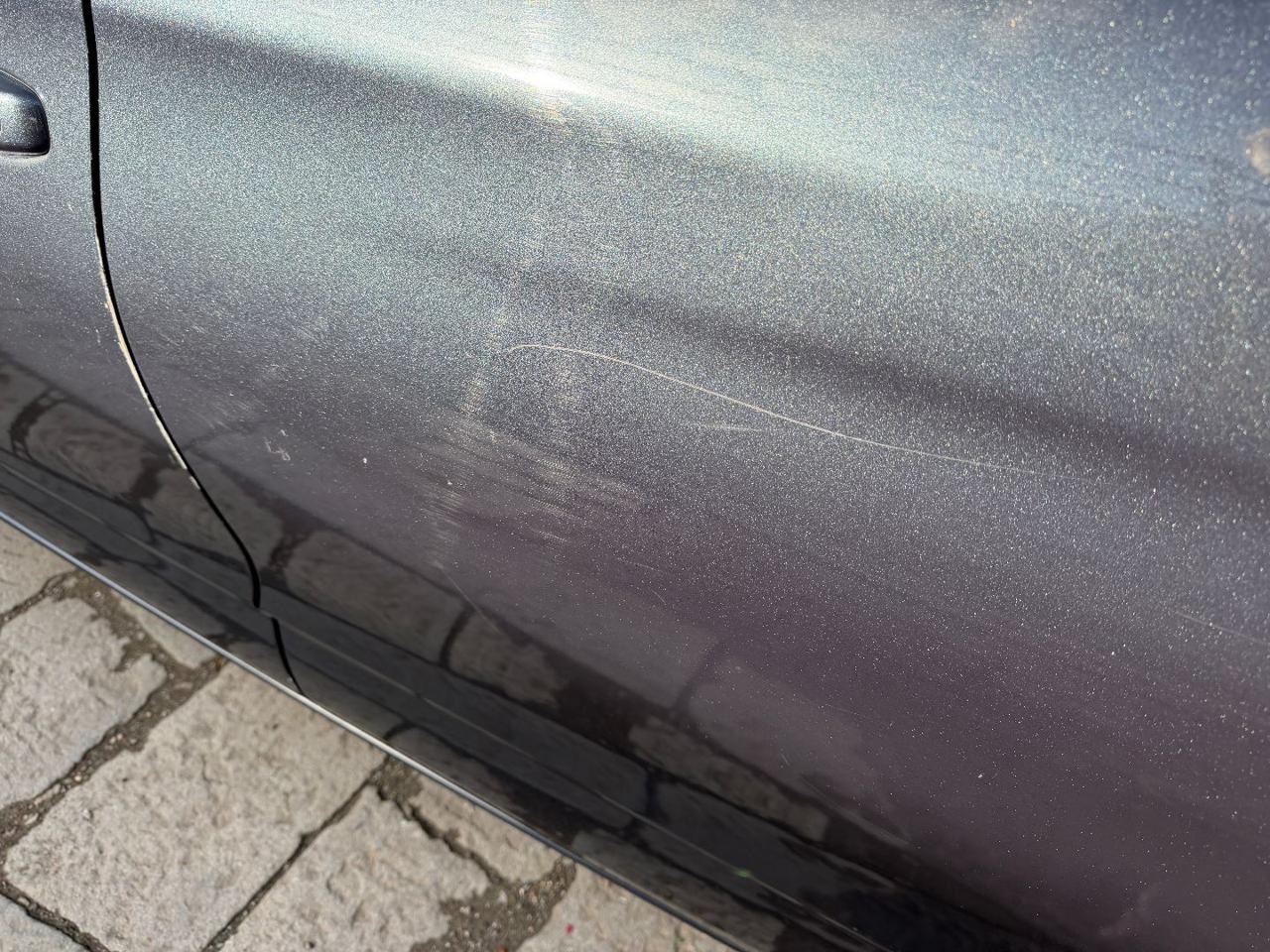 CITROEN C4 1.6 HDi 110 Exclusive - 16