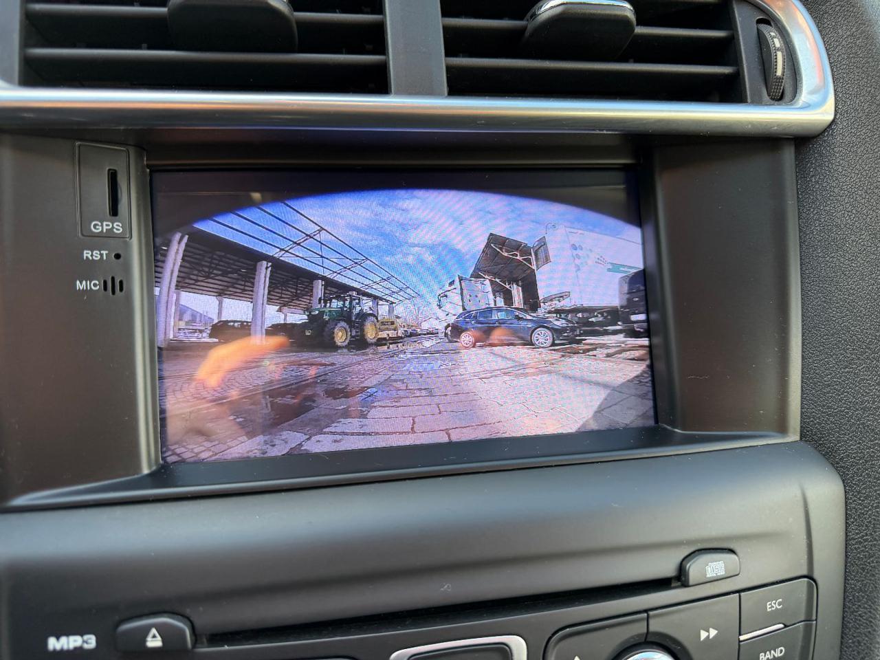 CITROEN C4 1.6 HDi 110 Exclusive - 23