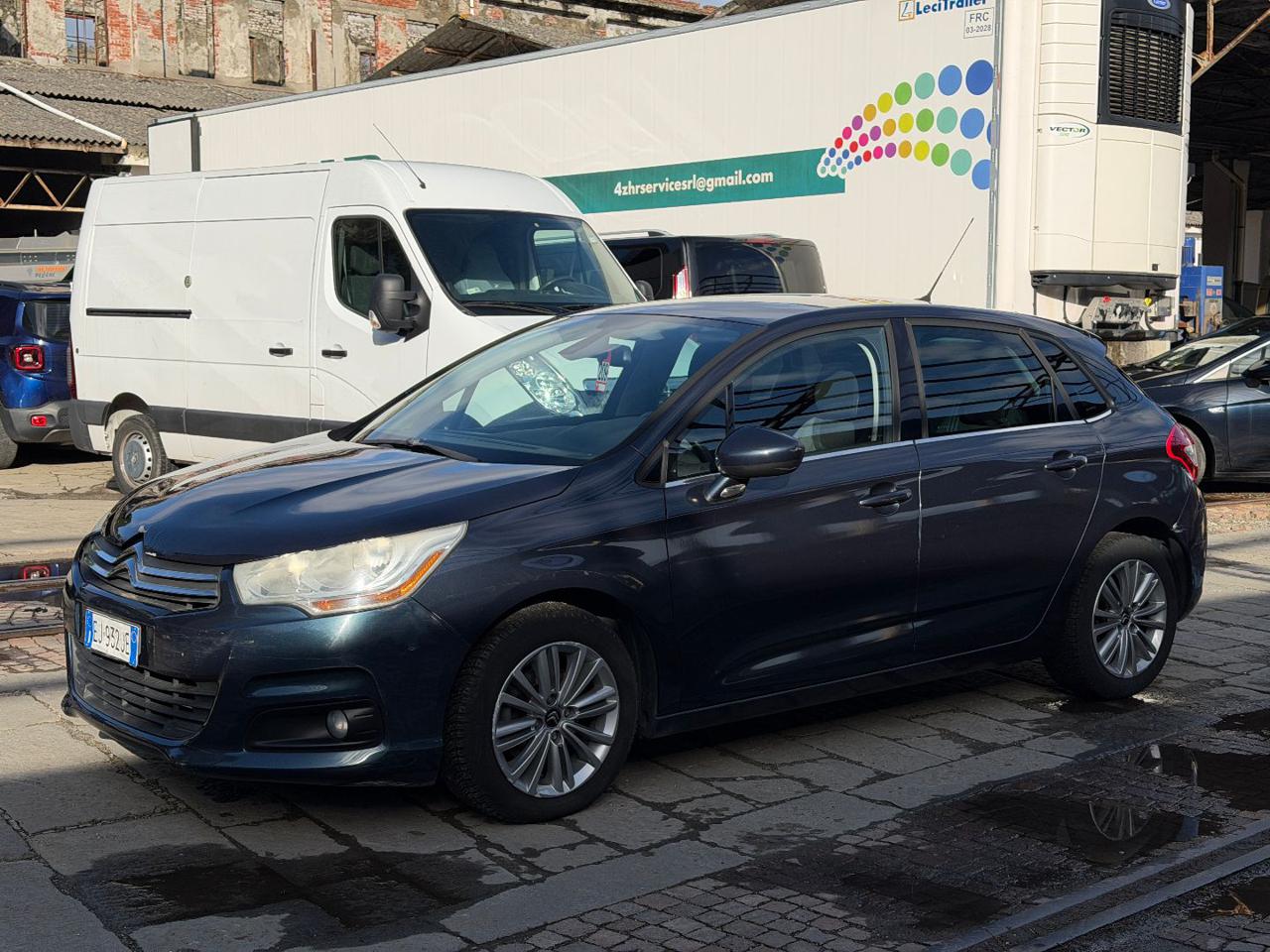 CITROEN C4 1.6 HDi 110 Exclusive - 2