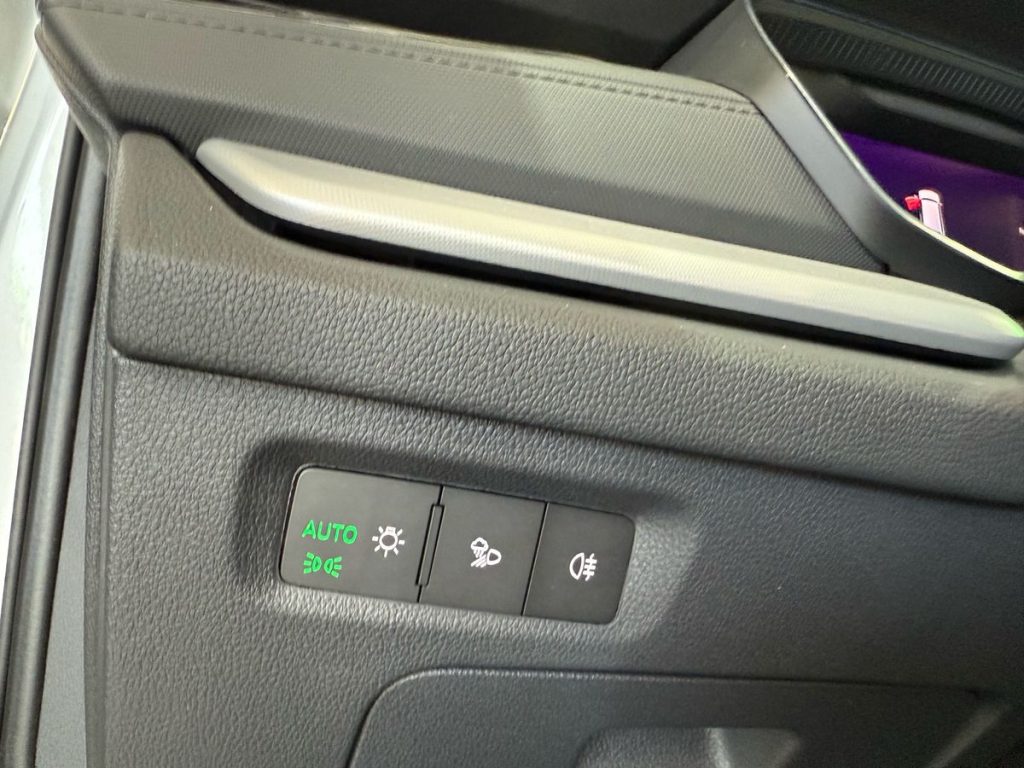 SKODA Octavia 2.0 TDI 150 CV DSG Wagon Executive - 20