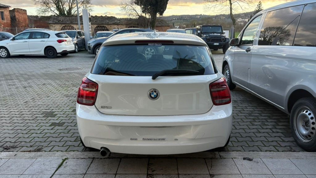 BMW 118 d 3p. Urban *** MOTORE SOSTITUITO *** - 3