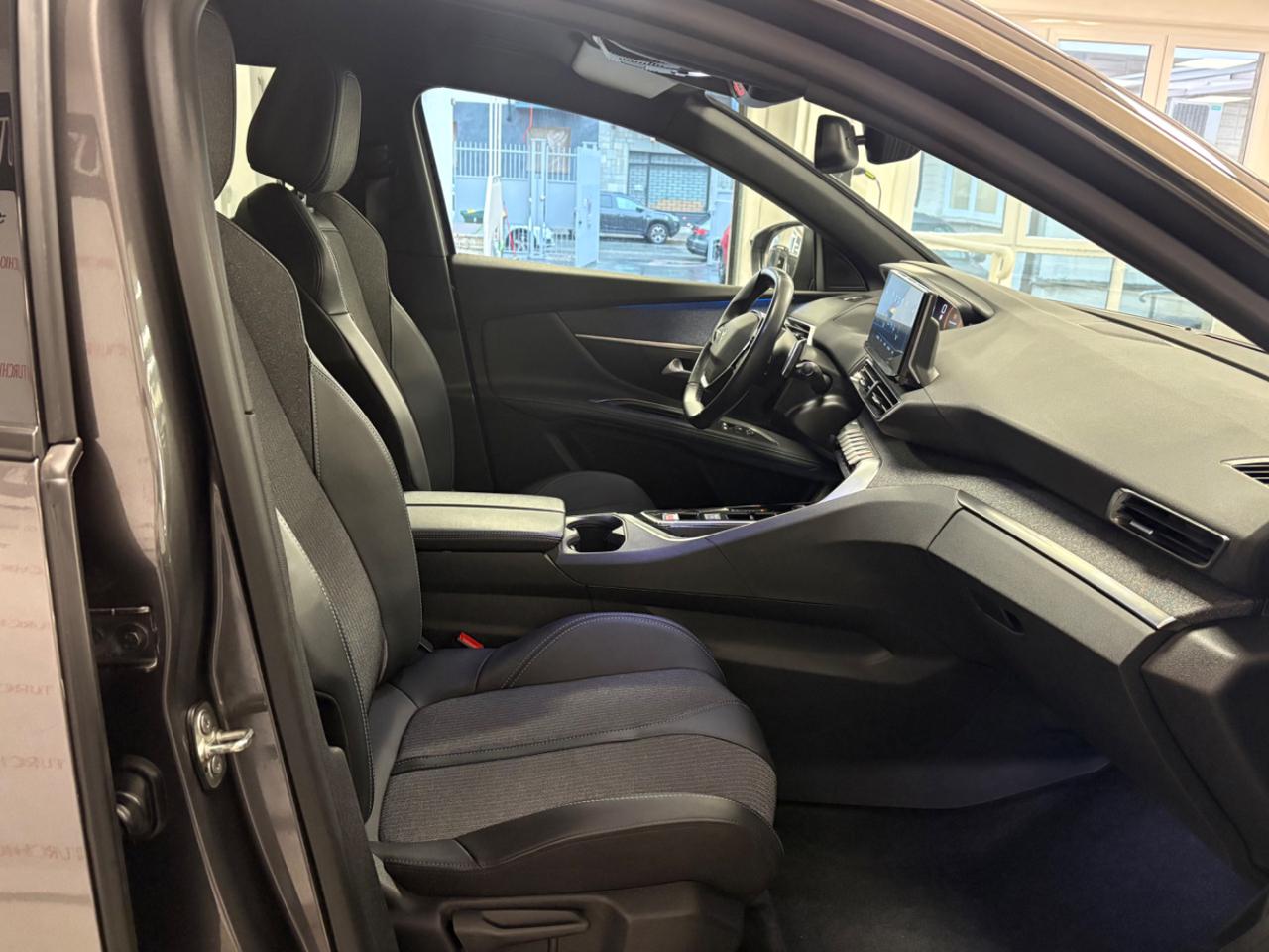 PEUGEOT 5008 BlueHDi 130 S&S EAT8 Allure Pack 7 POSTI - 24