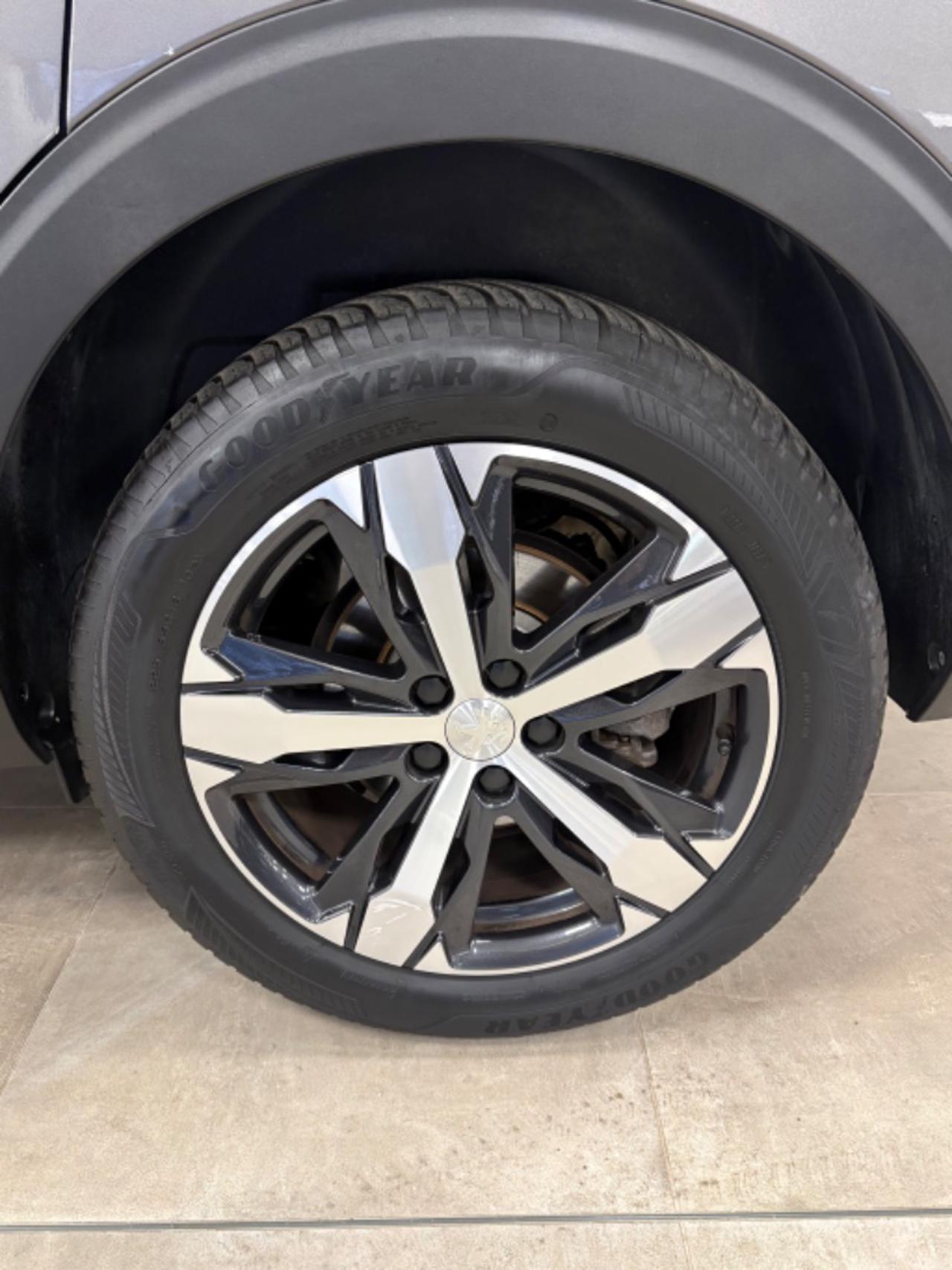 PEUGEOT 5008 BlueHDi 130 S&S EAT8 Allure Pack 7 POSTI - 27