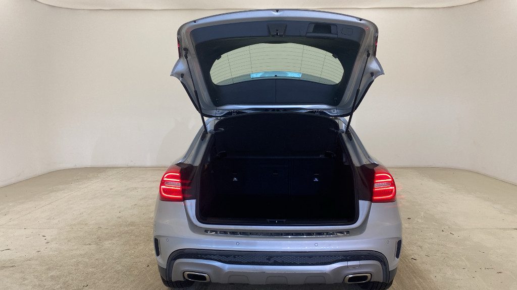 MERCEDES-BENZ GLA 200 CDI Automatic Premium ** TETTO PANORAMA ** - 4