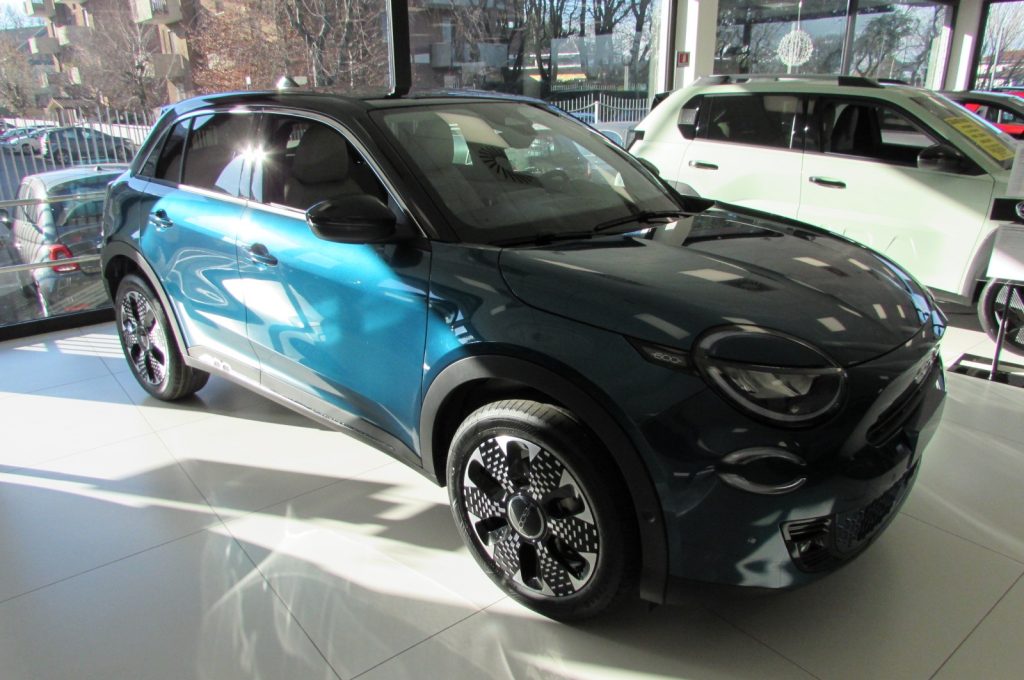 FIAT 600 1.2 Hybrid 145cv DCT MHEV La Prima KM.ZERO - 2