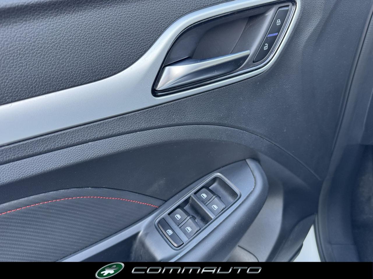 MG ZS 1.5 VTi-tech Luxury - 11