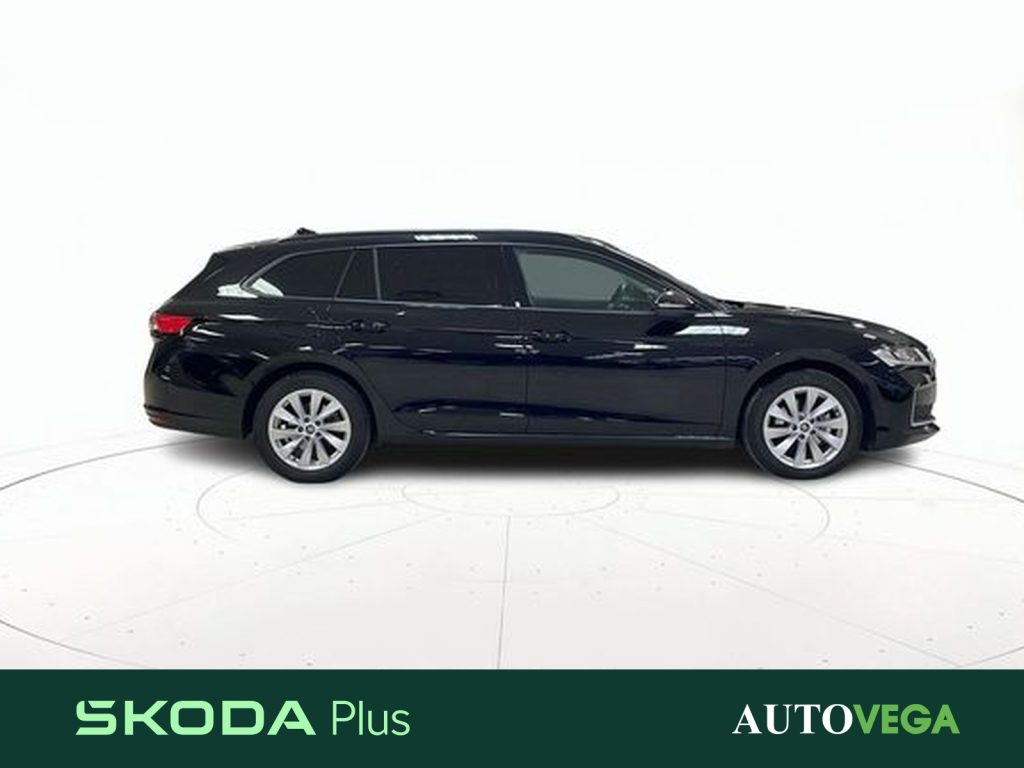 SKODA Superb wagon 2.0 tdi selection 150cv dsg - 3