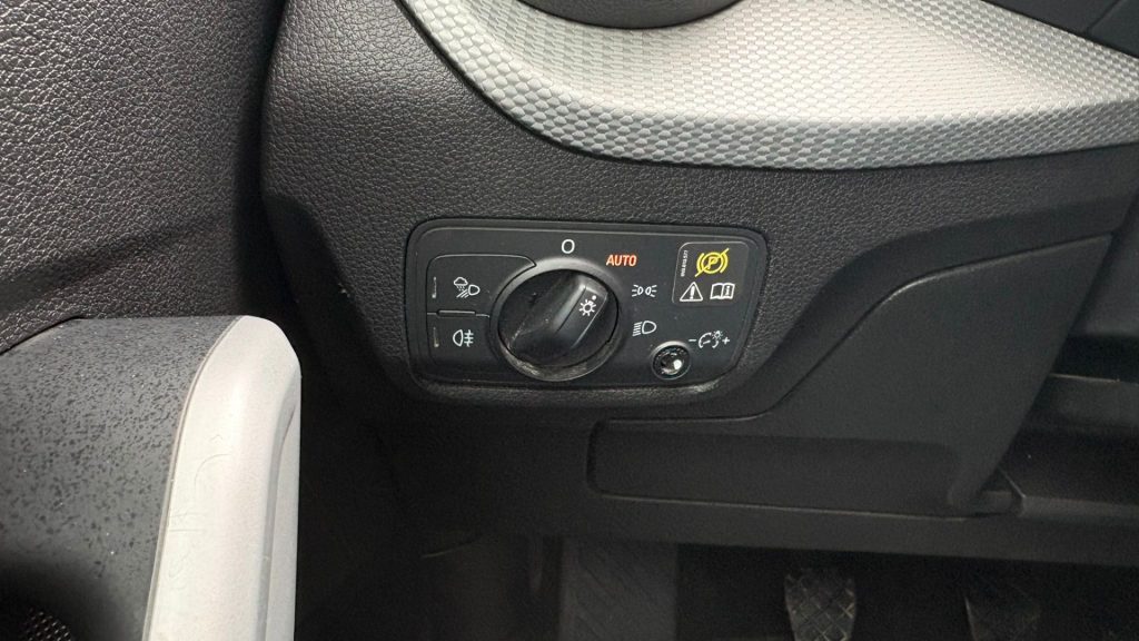 AUDI Q2 1.0 TFSI Sport UNICO PROPRIETARIO - 12