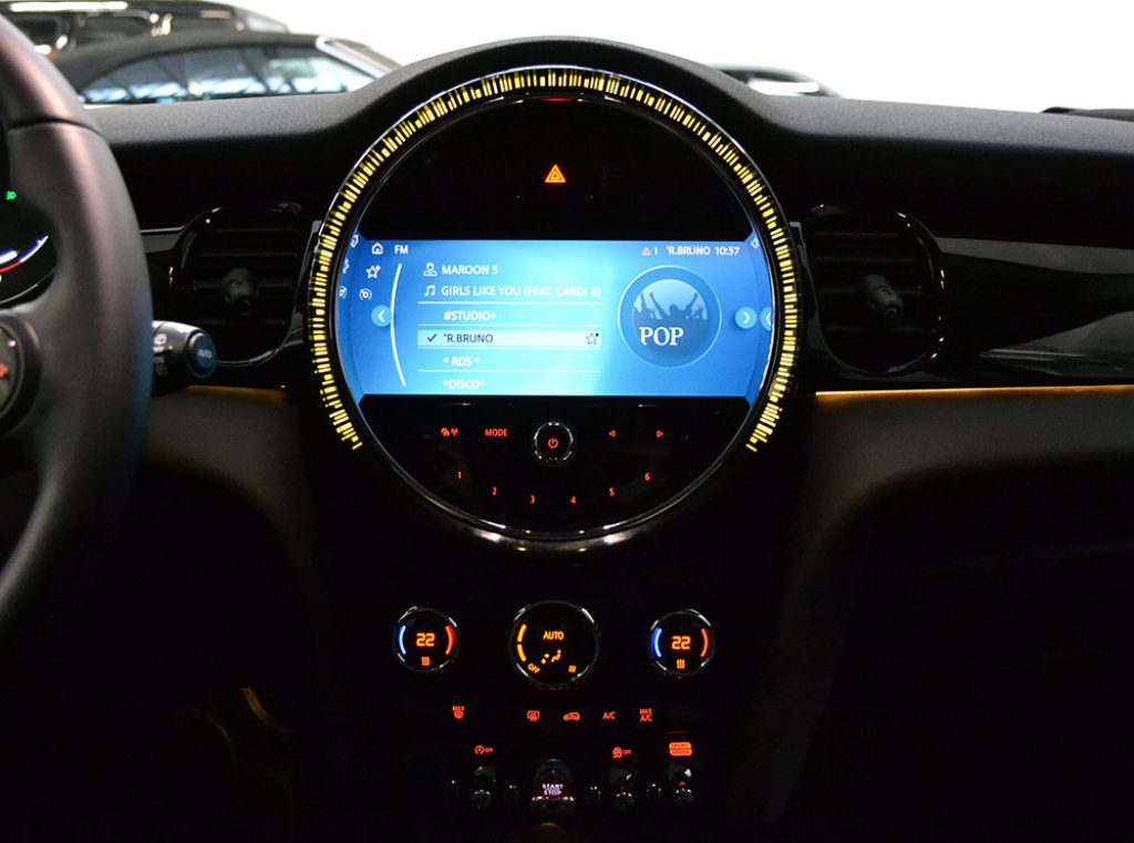 MINI Cooper 1.5 Automatica Essential 5 porte KM 8.000 ** - 6