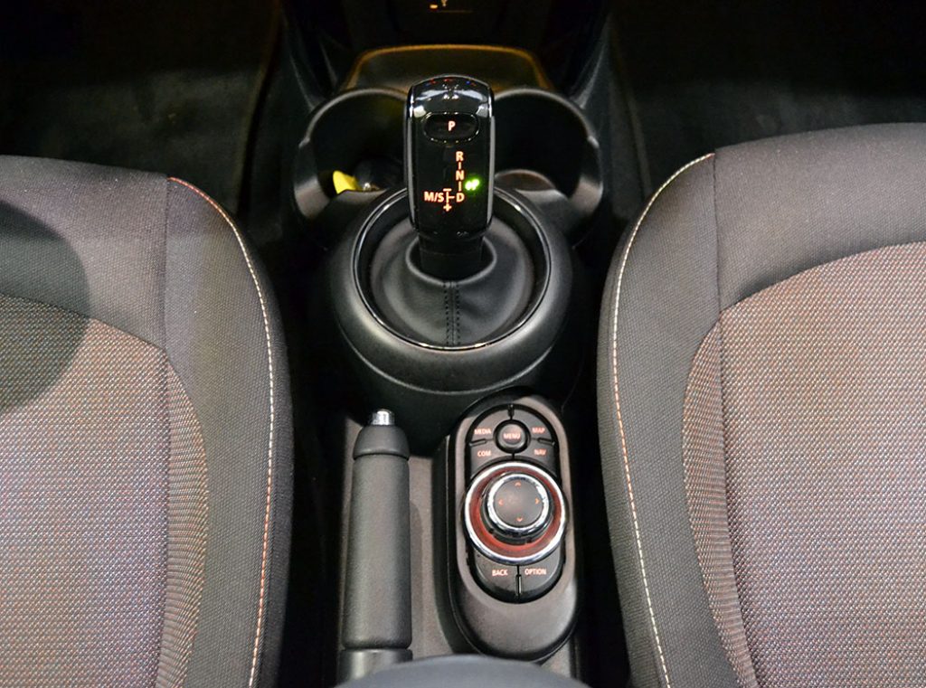 MINI Cooper 1.5 Automatica Essential 5 porte KM 8.000 ** - 9