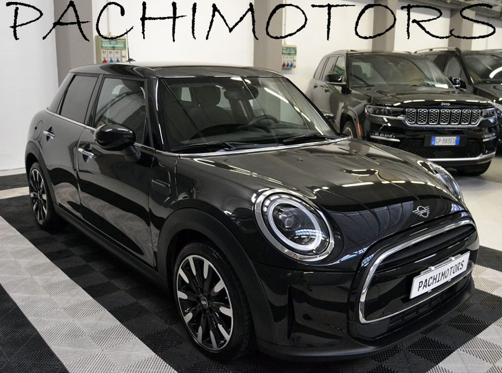 MINI Cooper 1.5 Automatica Essential 5 porte KM 8.000 ** - 13