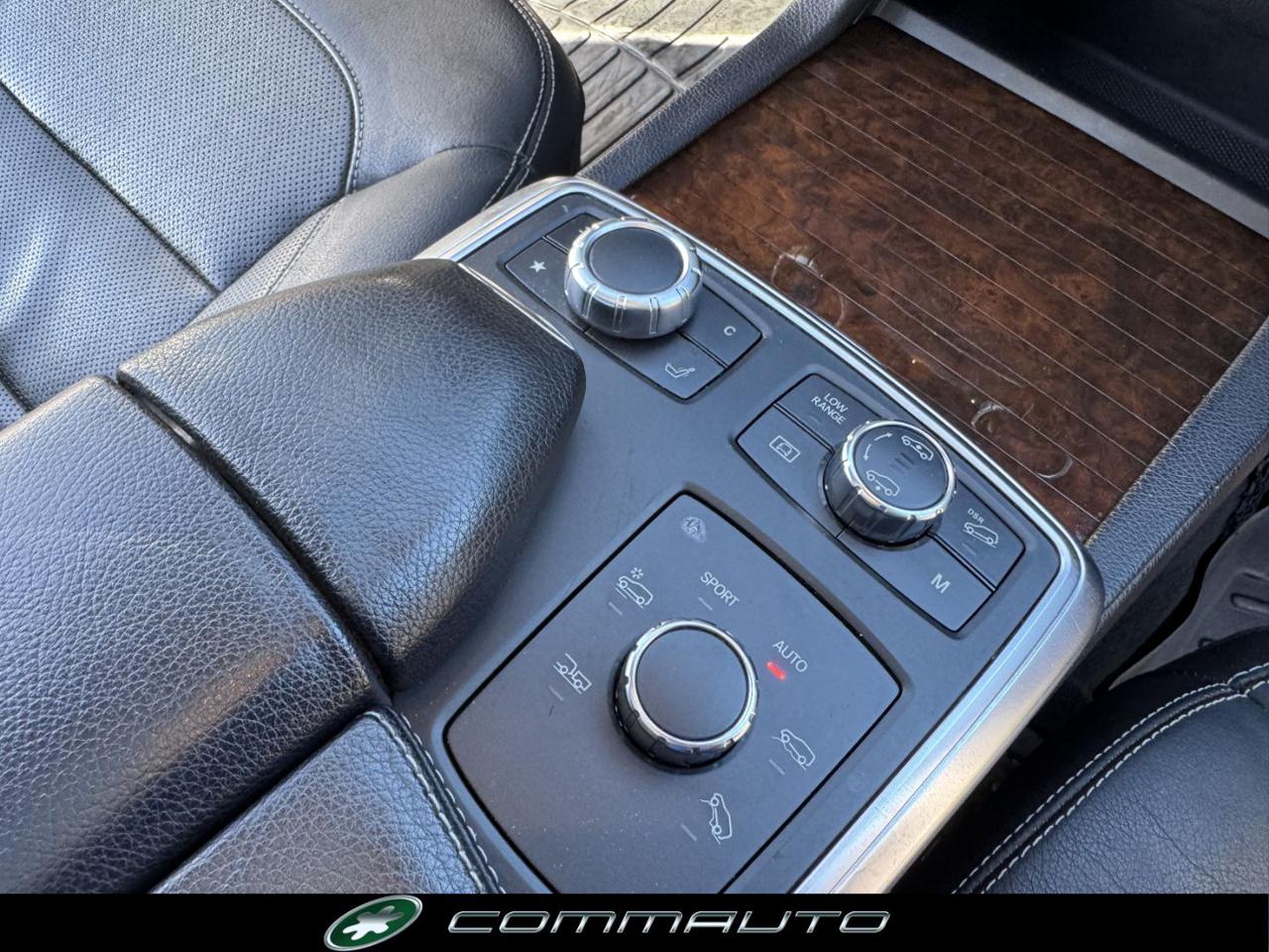 MERCEDES-BENZ GL 350 BlueTEC 4matic Premium - 36