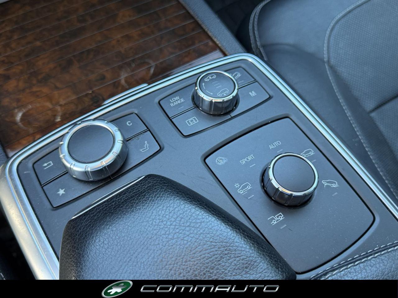 MERCEDES-BENZ GL 350 BlueTEC 4matic Premium - 19