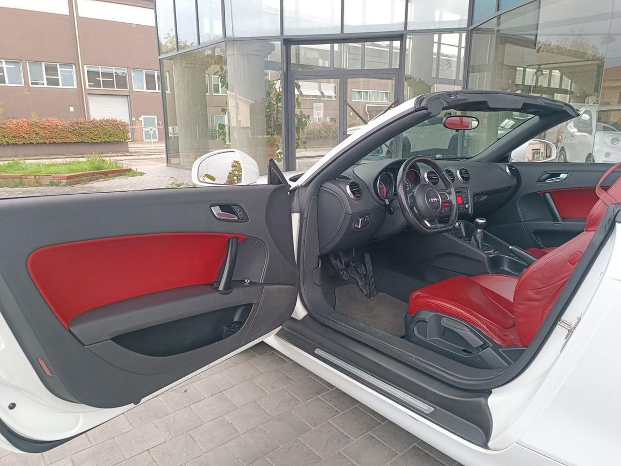 AUDI TT Roadster 1.8 TFSI Advanced - 6