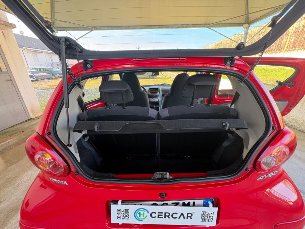 TOYOTA Aygo 1.0 12V VVT-i 5 porte OK NEOPATENTATI 5 PORTE - 20