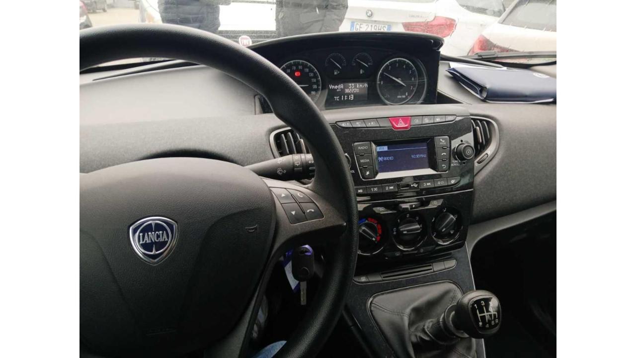 LANCIA Ypsilon 1.0 FireFly 5 porte S&S Hybrid Ecochic Silver - 6