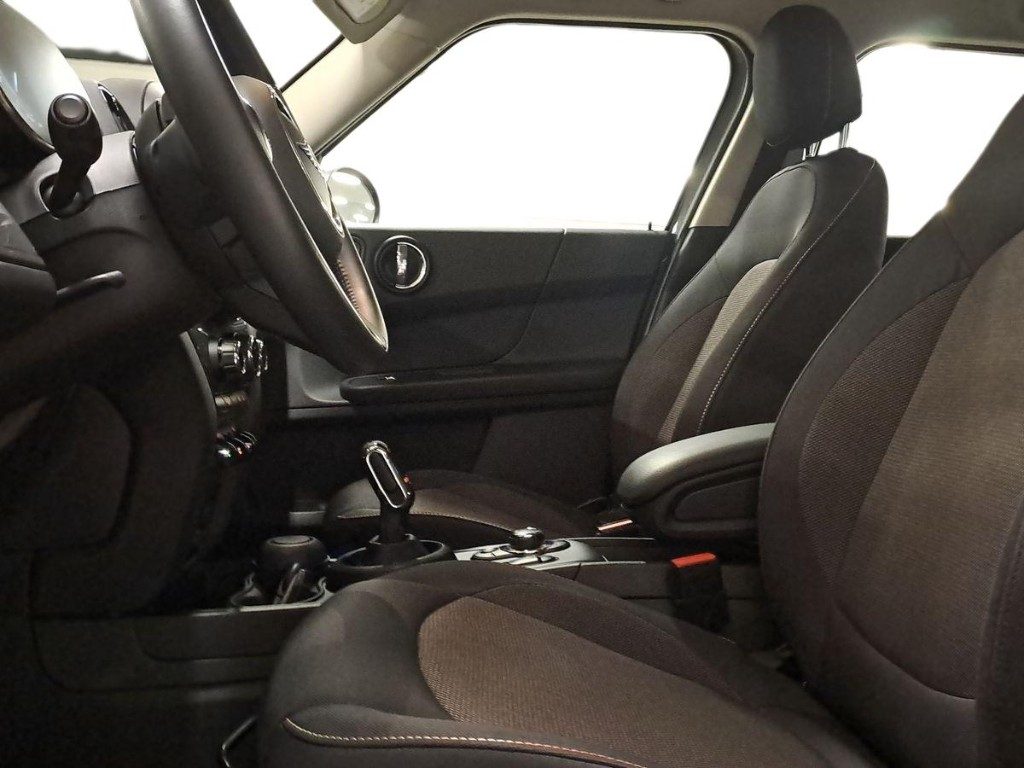 MINI Countryman 1.5 One D Classic Countryman Aut. - 9