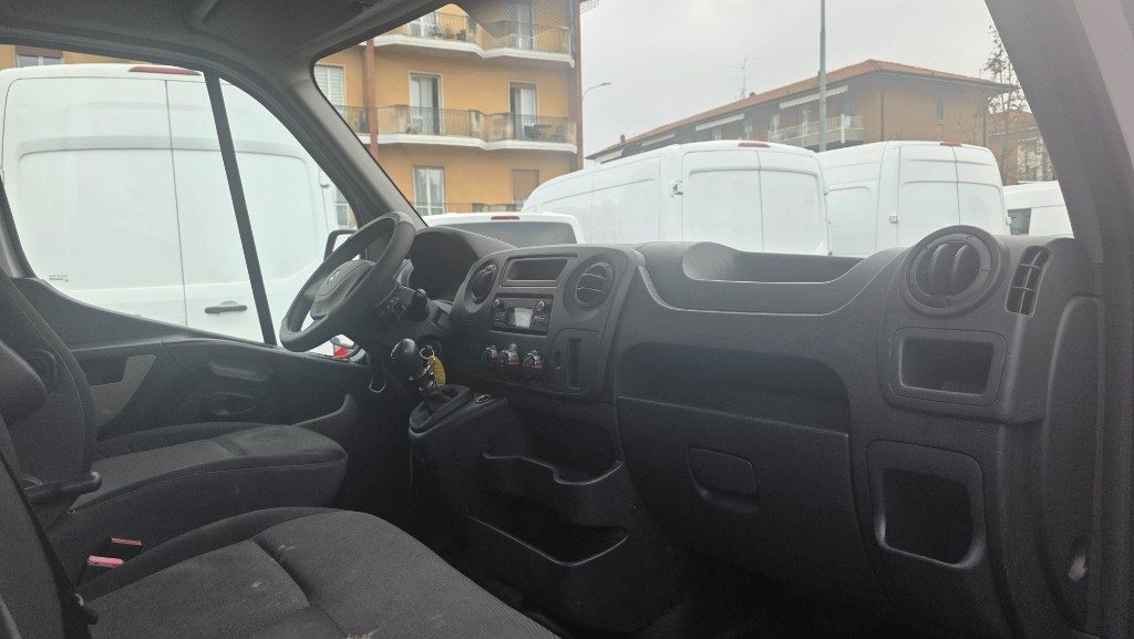 RENAULT Master T35 2.3 dCi/130 PL-TM Furgone L3H2 - 9