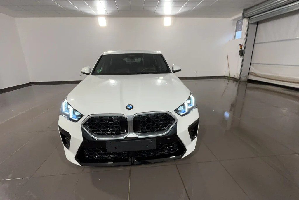 BMW X2 sDrive 18d Msport - 4