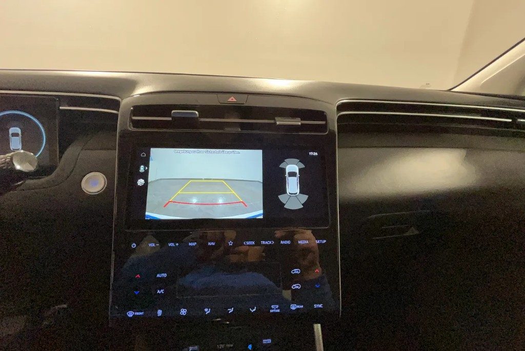 HYUNDAI Tucson 1.6 CRDI 48V XLine - 12