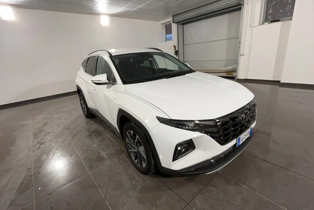 HYUNDAI Tucson 1.6 CRDI 48V XLine - 16