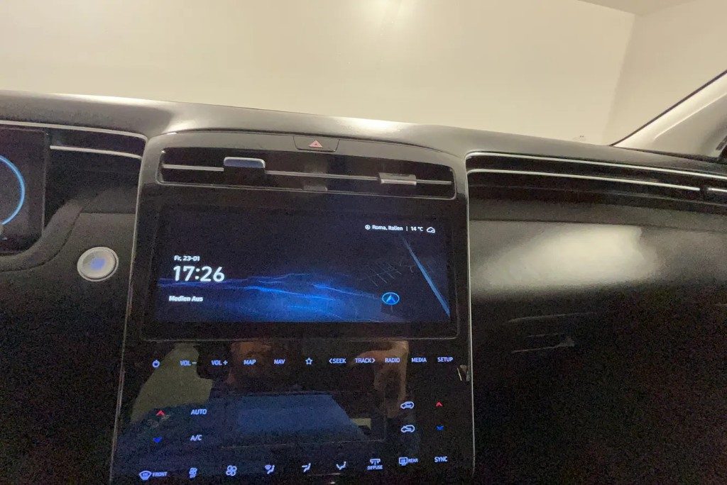 HYUNDAI Tucson 1.6 CRDI 48V XLine - 20