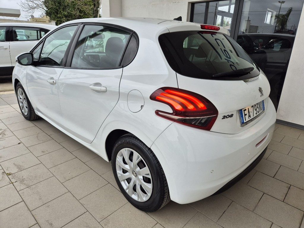 PEUGEOT 208 1.4 8V HDi 68CV 5p. Business - 4