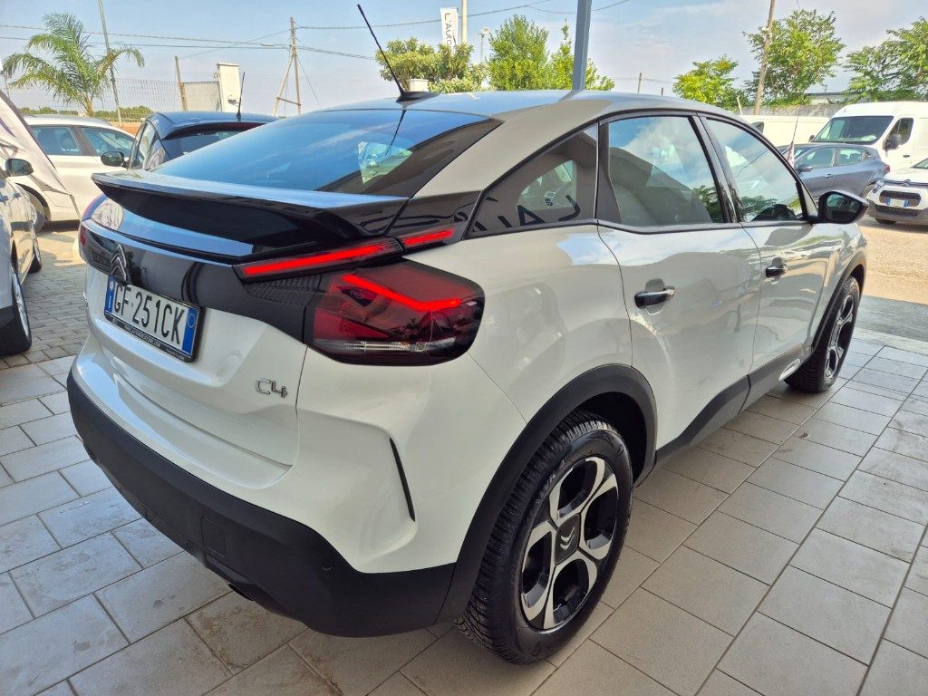 CITROEN C4 BlueHDi 130 S&S EAT8 Shine - 3