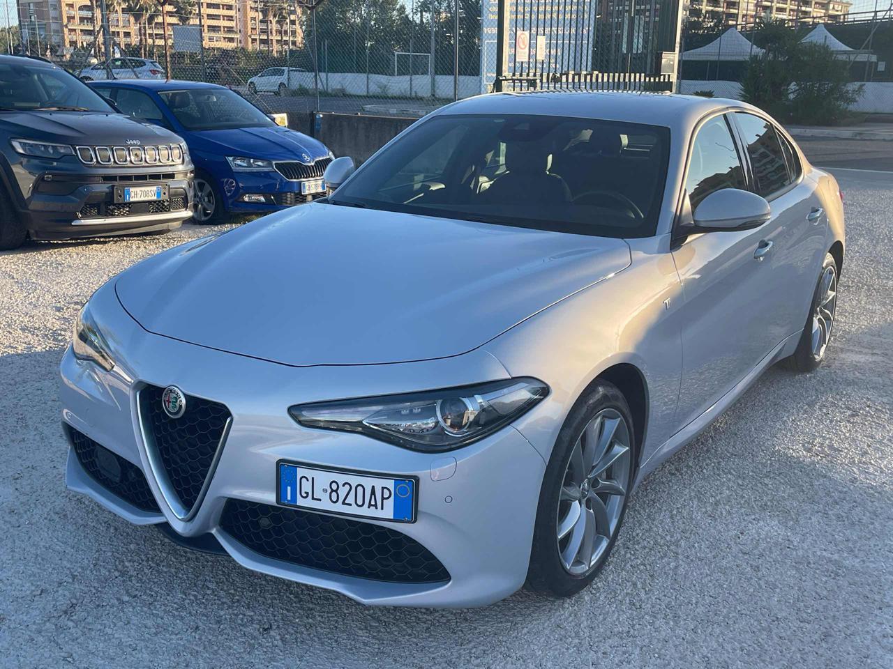 ALFA ROMEO Giulia 2.2 Turbodiesel 210 CV AT8 AWD Q4 Veloce Ti - 1
