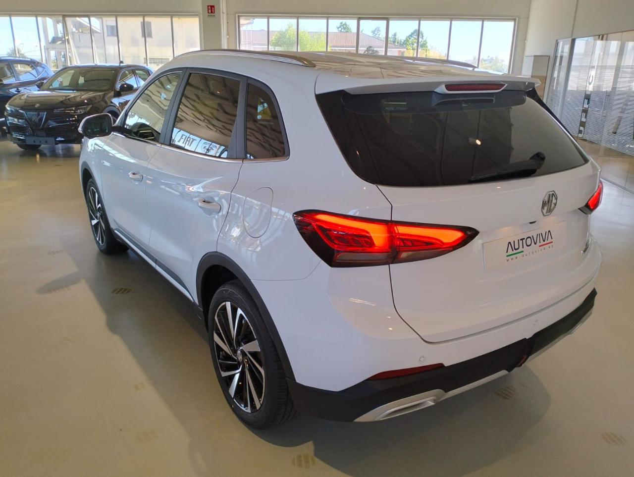 MG ZS Hybrid+ Luxury - 6