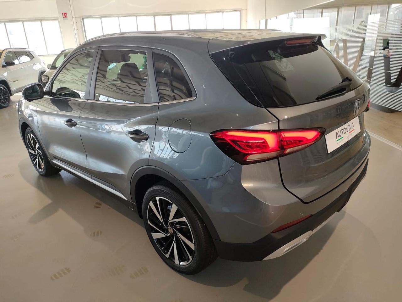 MG ZS Hybrid+ Luxury - 6