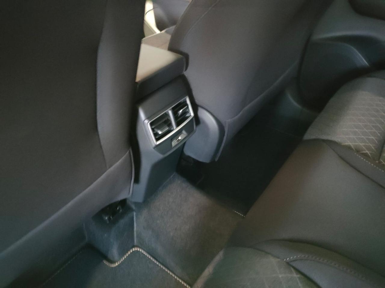 MG ZS Hybrid+ Comfort - 9