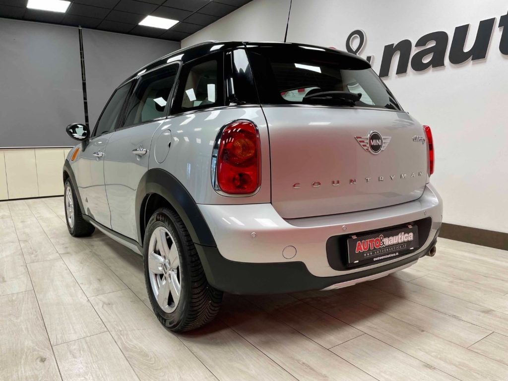MINI Countryman MINI COOPER D BUSINESS COUNTRYMAN 1.6 ALL4 - 9