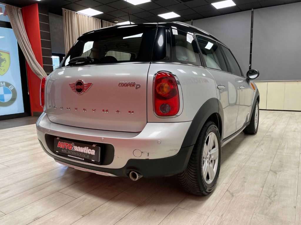 MINI Countryman MINI COOPER D BUSINESS COUNTRYMAN 1.6 ALL4 - 11