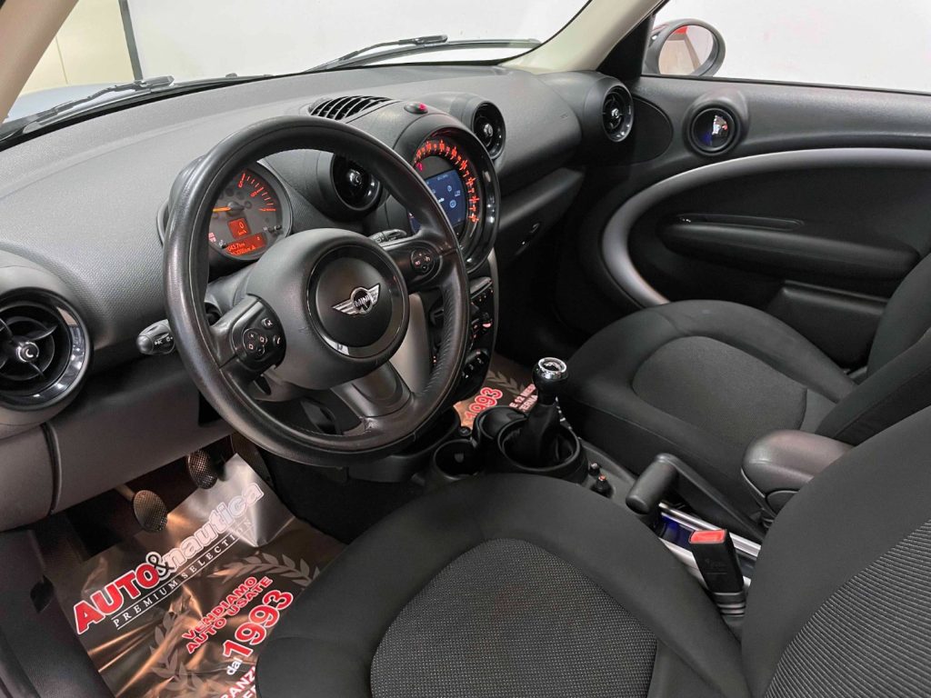 MINI Countryman MINI COOPER D BUSINESS COUNTRYMAN 1.6 ALL4 - 14