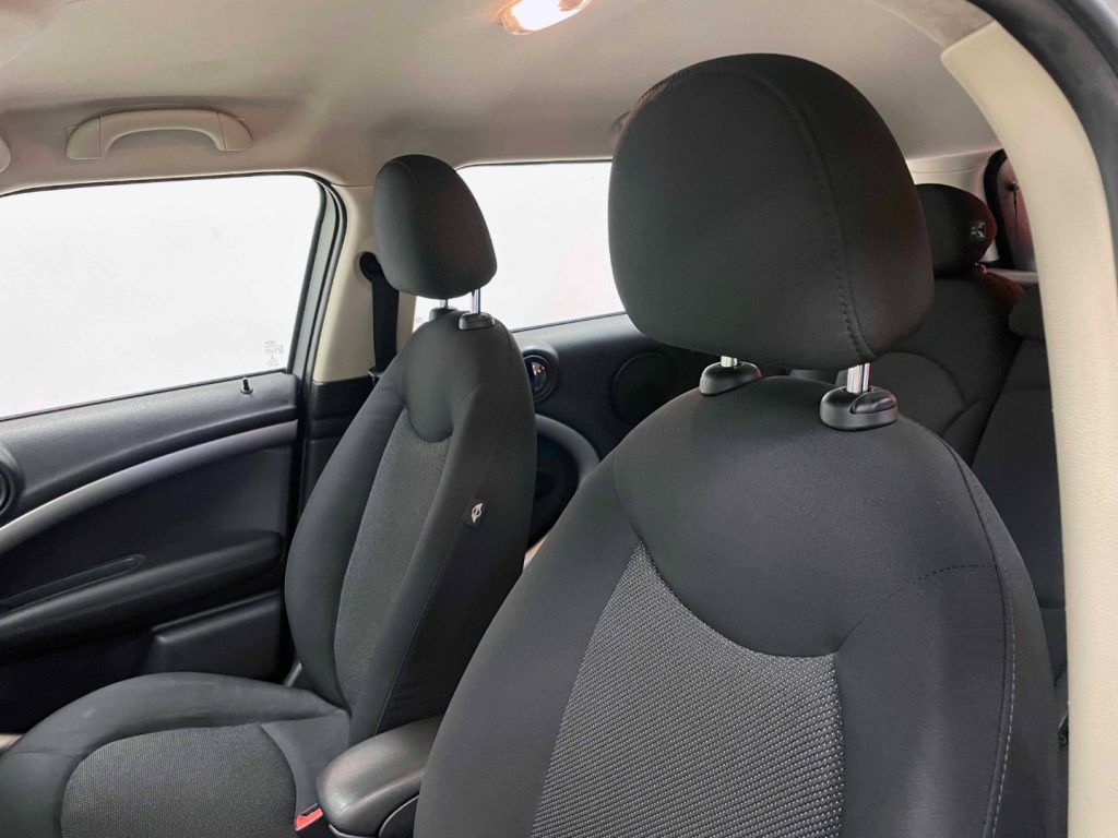 MINI Countryman MINI COOPER D BUSINESS COUNTRYMAN 1.6 ALL4 - 16