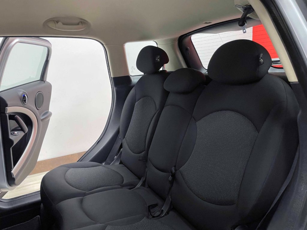 MINI Countryman MINI COOPER D BUSINESS COUNTRYMAN 1.6 ALL4 - 29